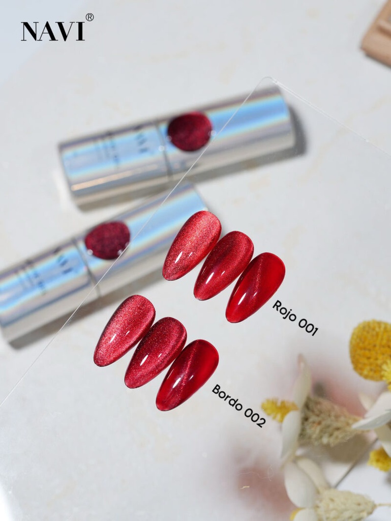 ESMALTE OJO DE GATO NAVI 8ML (ROJO)