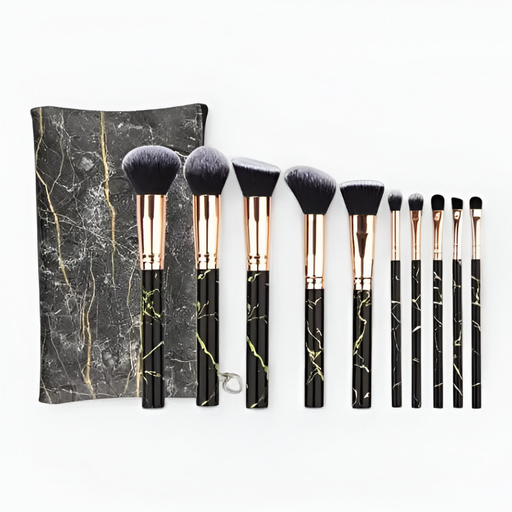 NECESER CON KIT DE BROCHAS X10